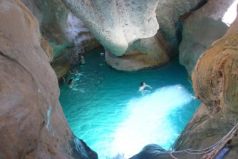 Wadi Shab, Bimmah Sinkhole & Fins Beach Tour Package tour image 4